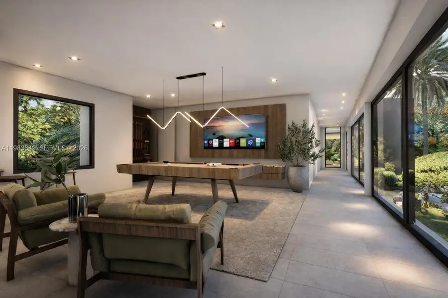 Community amenities in , Pinecrest (Image 7).