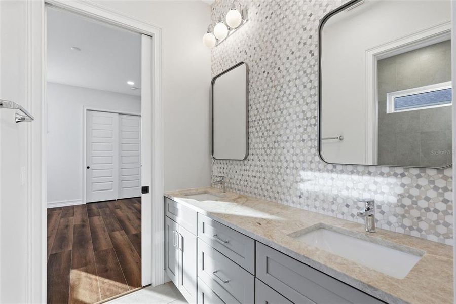 Furnished interior view inside a new home in , St. Petersburg (Image 19).