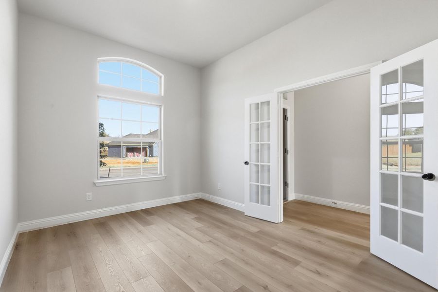 Representative unfurnished interior of a home built from the McKinley I by Cheldan Homes in Terra Vista Estates, Springtown (Image 54).