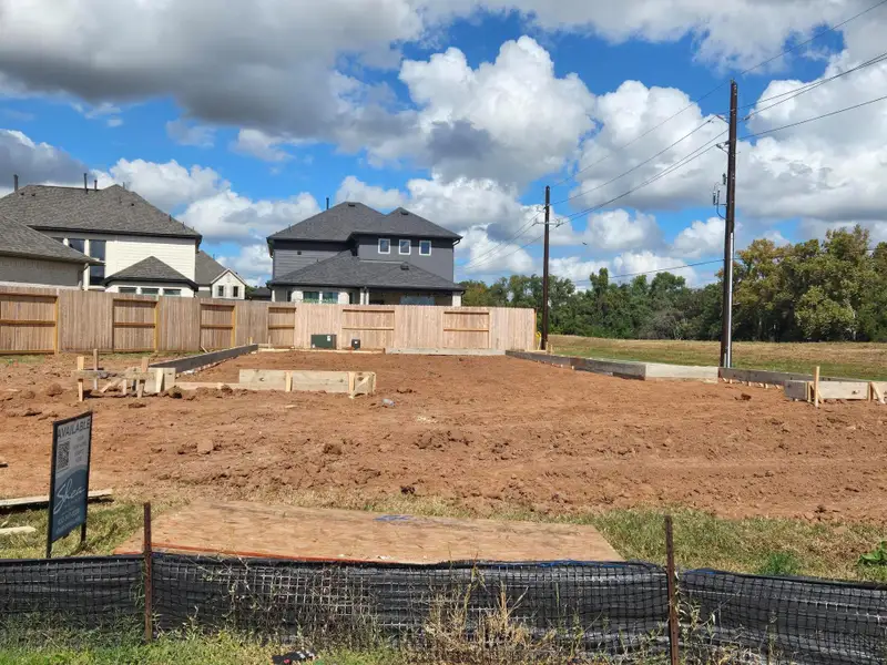 In-progress construction of a new home in Sienna 40', Missouri City, TX (Image 4).