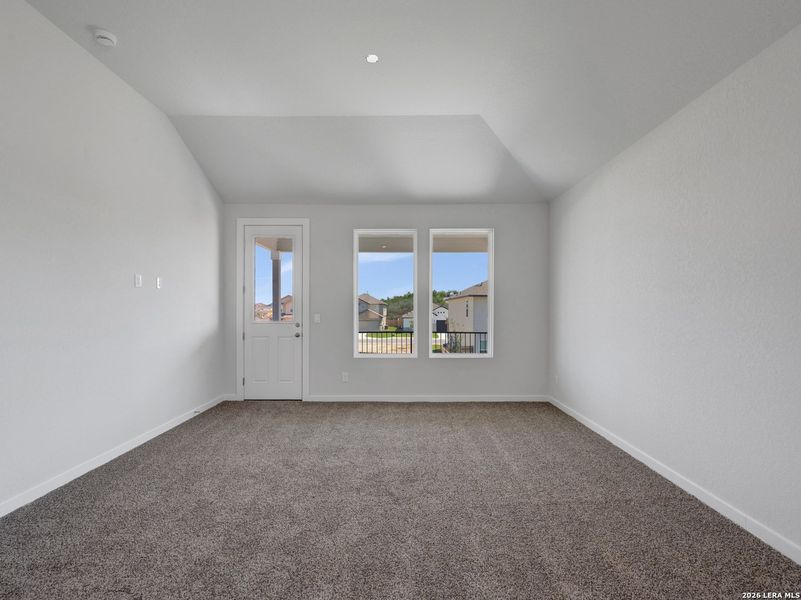 Spacious, unfurnished interior of a new home in , San Antonio (Image 23).