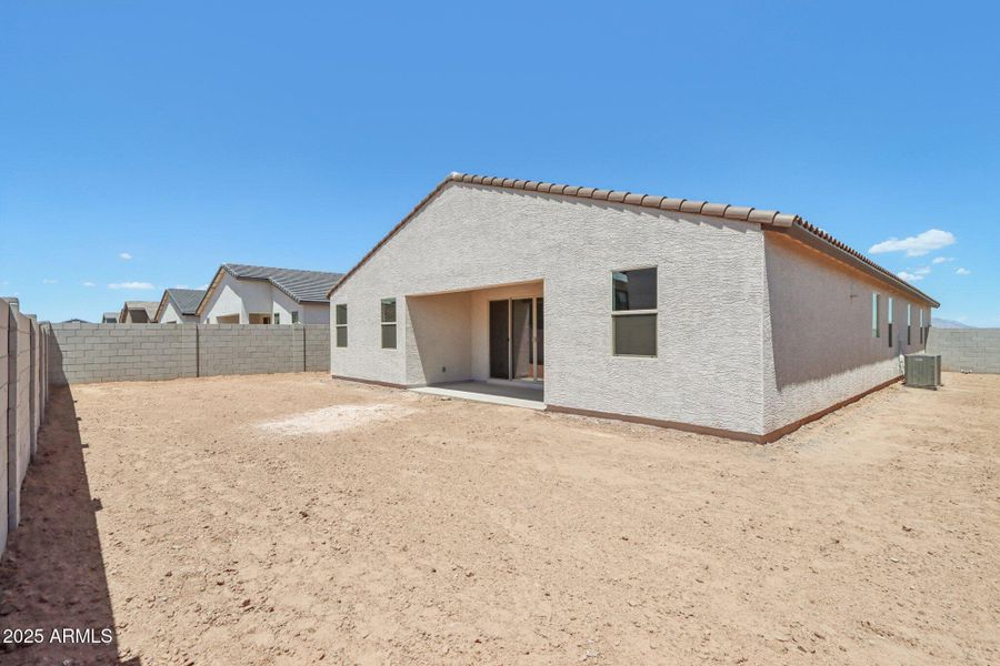 39-web-or-mls-W Pecan Wds-S1907-039 39-web-or-mls-W Pecan Wds-S1907-039