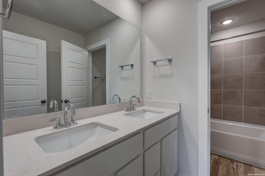 Furnished interior view inside a new home in Cinco Lakes, San Antonio (Image 13).