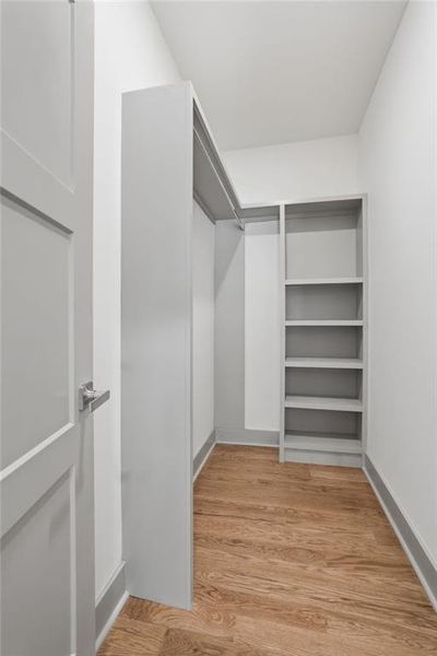 Spacious, unfurnished interior of a new home in , Roswell (Image 41).