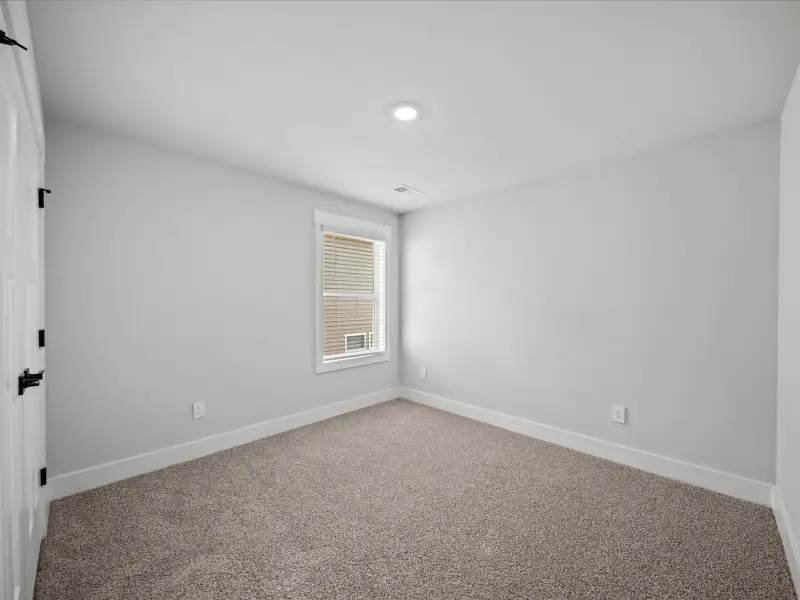 Spacious, unfurnished interior of a new home in Cedar Shoals - Signature Collection, Piedmont (Image 20).