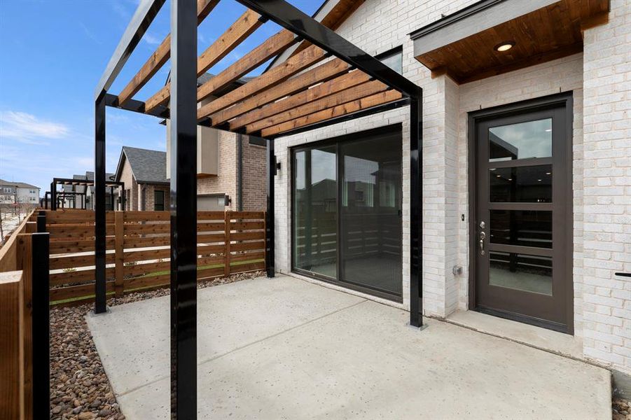 514 Sherwood_3512_Hickory_Patio (2)