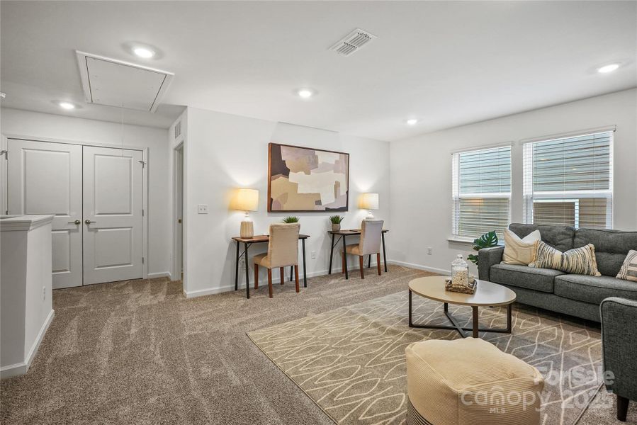 Digital Image Similar