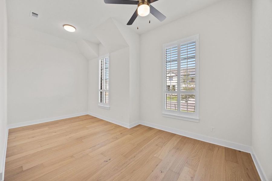 Spacious, unfurnished interior of a new home in Santa Rita Ranch: 90ft. lots, Liberty Hill (Image 16). Spacious, unfurnished interior of a new home in Santa Rita Ranch: 90ft. lots, Liberty Hill (Image 16).