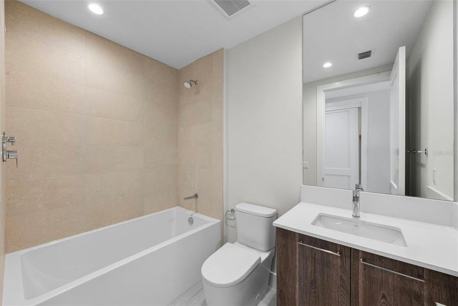 Furnished interior view inside a new home in , St. Petersburg (Image 11).