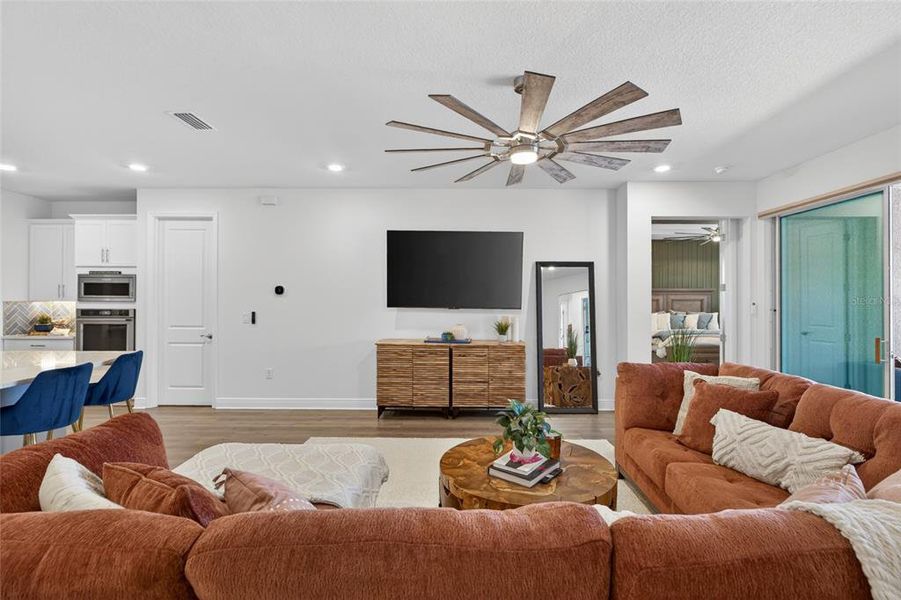 Furnished interior view inside a new home in Seaire, Parrish (Image 66).