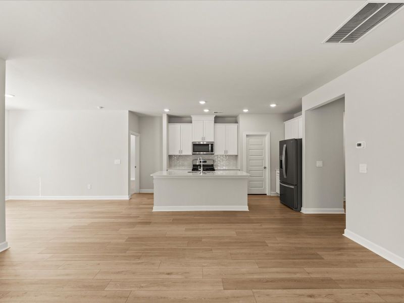 Welcome to the Chandler floorplan at Holland Park. Welcome to the Chandler floorplan at Holland Park.