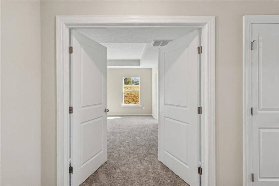 Spacious, unfurnished interior of a new home in Windsor, North Augusta (Image 24).