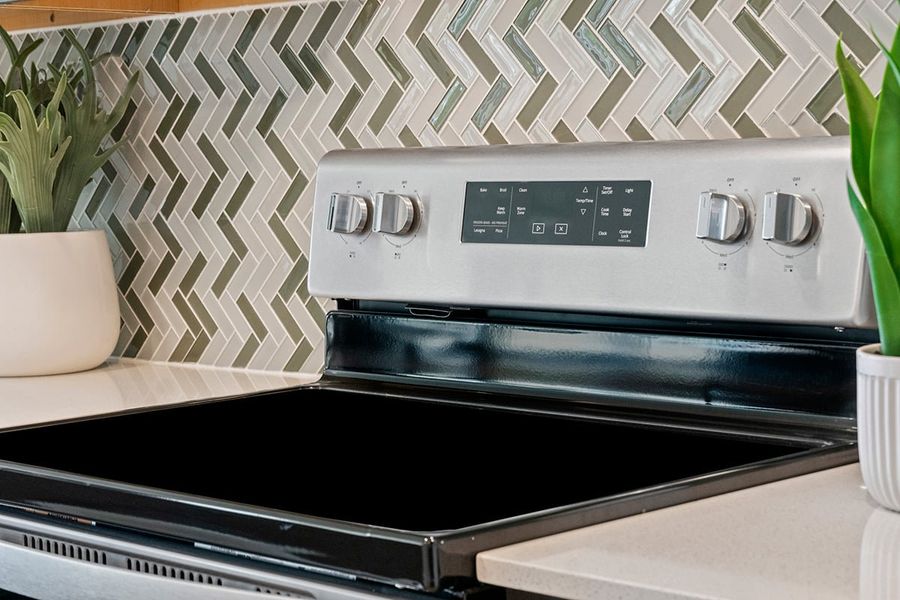 Glass cooktop range Glass cooktop range