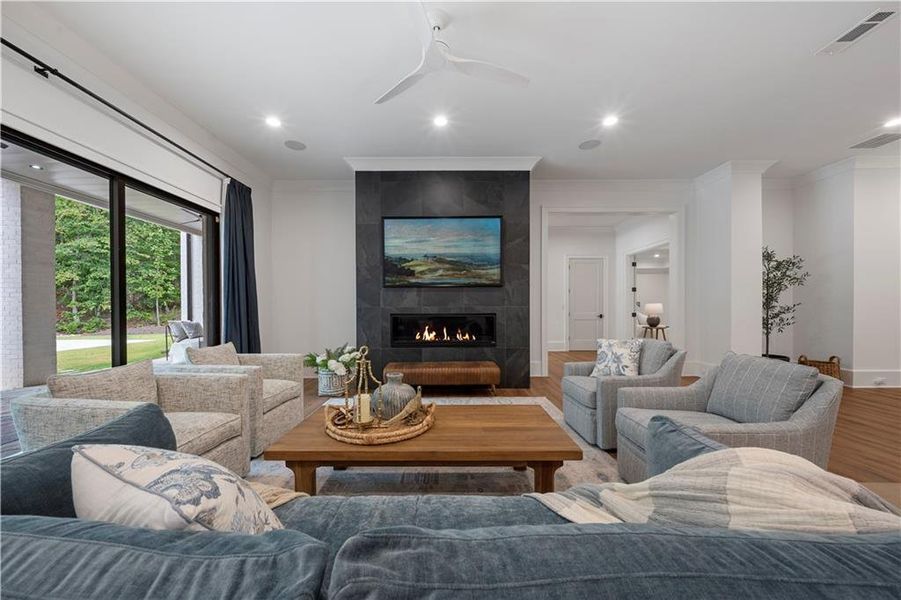 Furnished interior view inside a new home in , Alpharetta (Image 84).