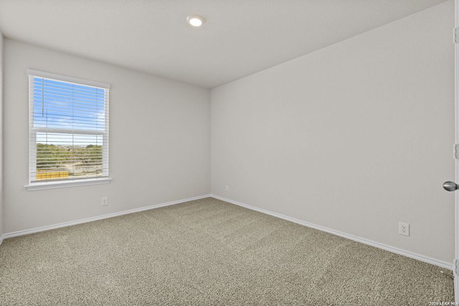 Spacious, unfurnished interior of a new home in Redbird Ranch, San Antonio (Image 11).