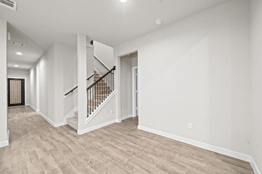 Spacious, unfurnished interior of a new home in Cypress Green, Hockley (Image 38). Spacious, unfurnished interior of a new home in Cypress Green, Hockley (Image 38).