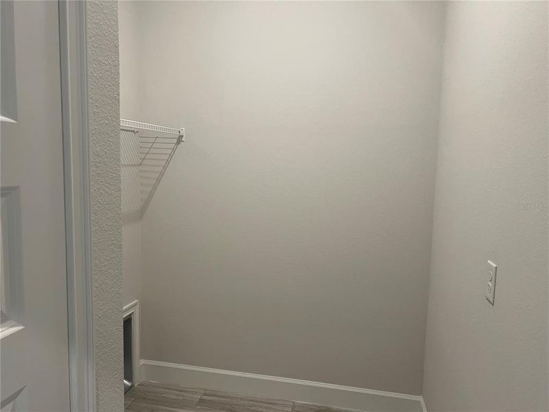 Spacious, unfurnished interior of a new home in Abbey Glen, Dade City (Image 12).