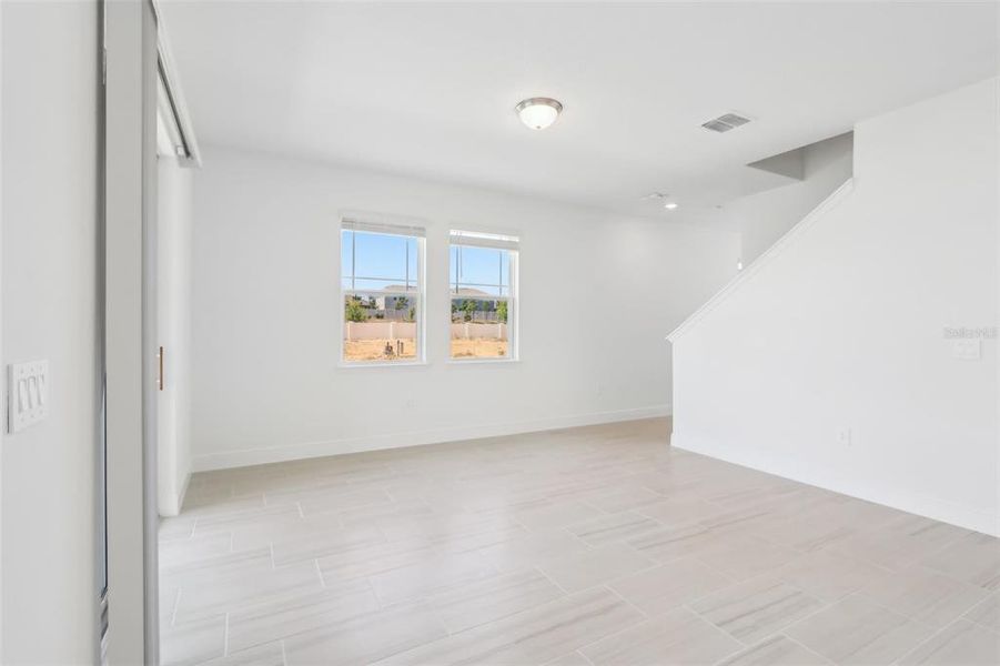 Spacious, unfurnished interior of a new home in Cyrene at Minneola - Villas, Montverde (Image 15).