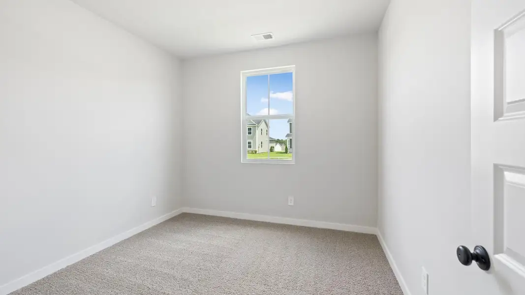 Spacious, unfurnished interior of a new home in Reserve at Hickory Ridge, Columbia (Image 24).