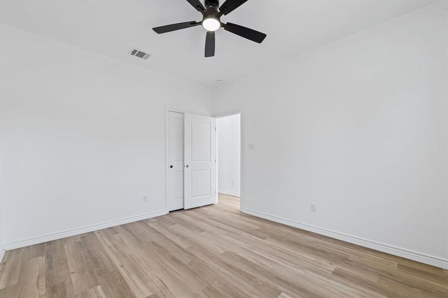 Spacious, unfurnished interior of a new home in , Moody (Image 9). Spacious, unfurnished interior of a new home in , Moody (Image 9).