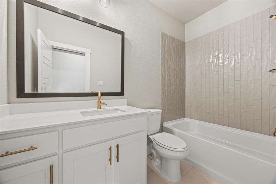 Furnished interior view inside a new home in Fields, Frisco (Image 14).