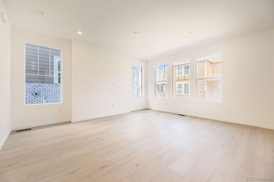 Spacious, unfurnished interior of a new home in , Thornton (Image 11).