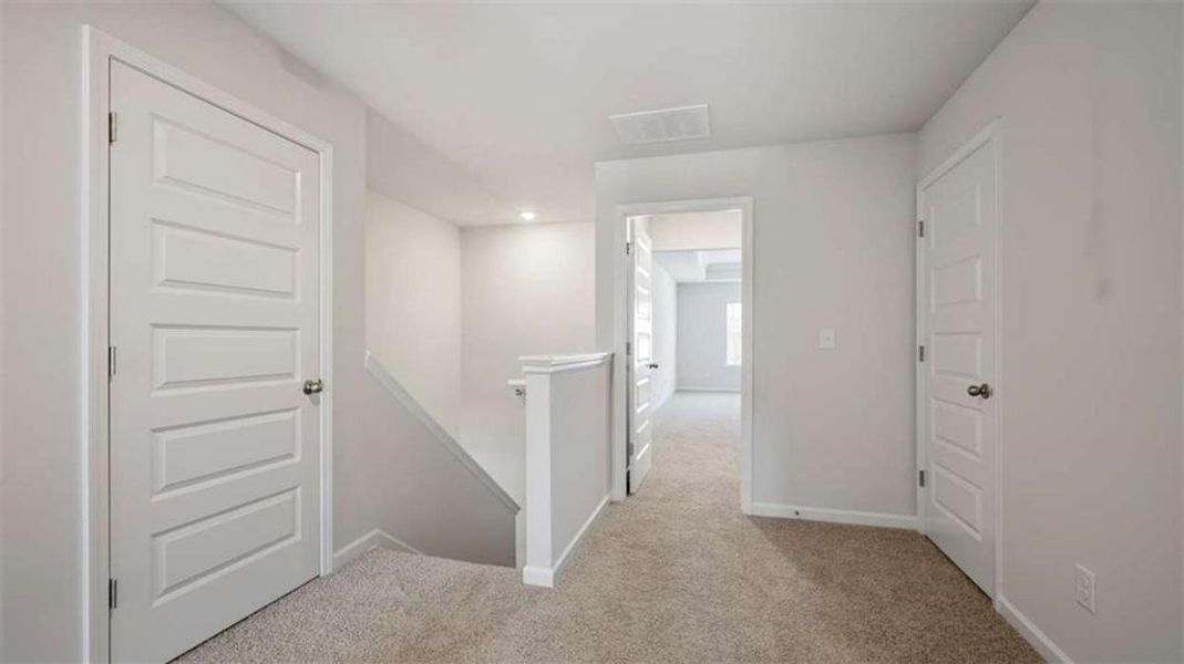 Spacious, unfurnished interior of a new home in Inverness at Sugarloaf, Lawrenceville (Image 16).