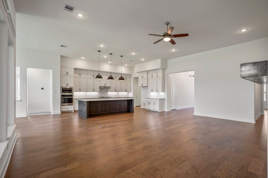 Representative furnished interior of a home built from the Raleigh 3530 by J. Patrick Homes in Colton, Montgomery (Image 9). Representative furnished interior of a home built from the Raleigh 3530 by J. Patrick Homes in Colton, Montgomery (Image 9).
