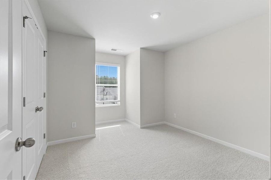 Spacious, unfurnished interior of a new home in Park Center Pointe, Austell (Image 24).