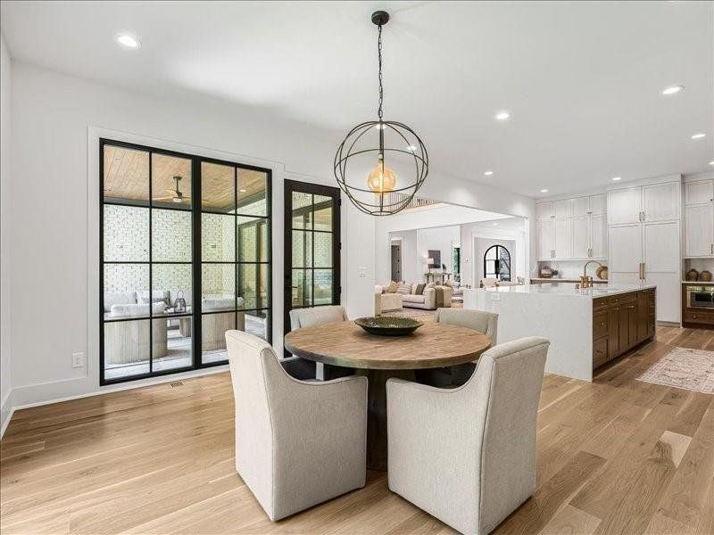 Furnished interior view inside a new home in , Alpharetta (Image 6).