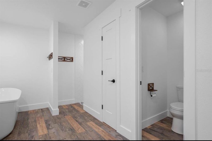 Image 49 of a home in .