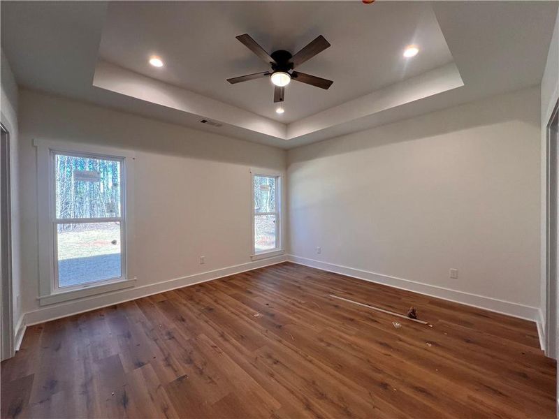 Spacious, unfurnished interior of a new home in , Dahlonega (Image 11).