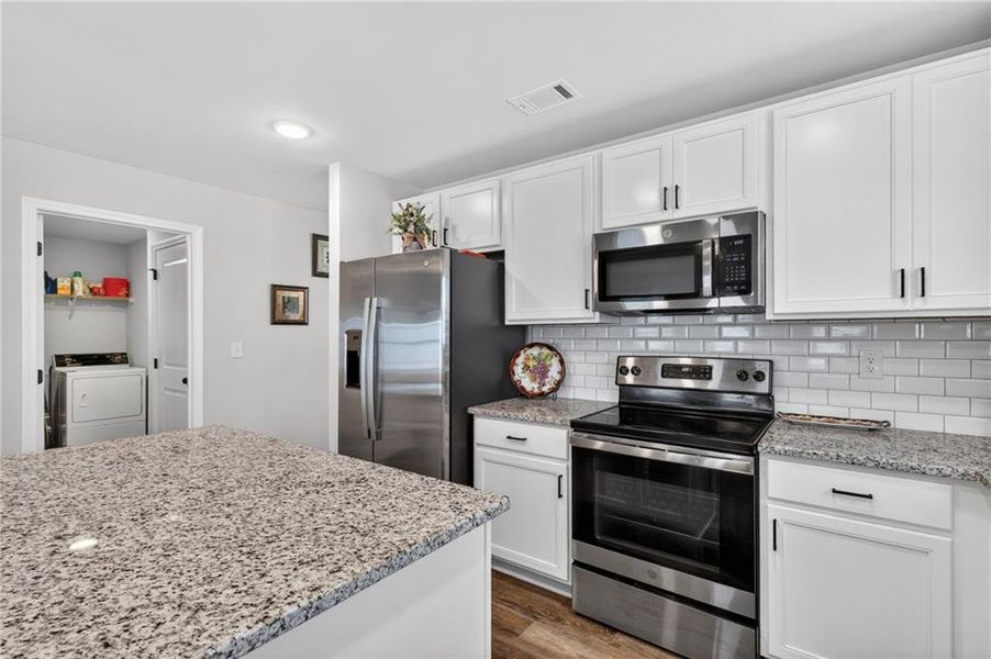 Furnished interior view inside a new home in , Braselton (Image 19).