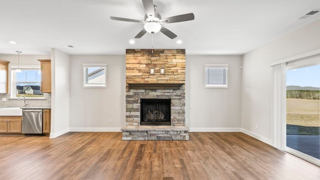 Image 36 representing the Crestone by D.R. Horton in Blue Ridge Trail, Fountain Inn, SC.