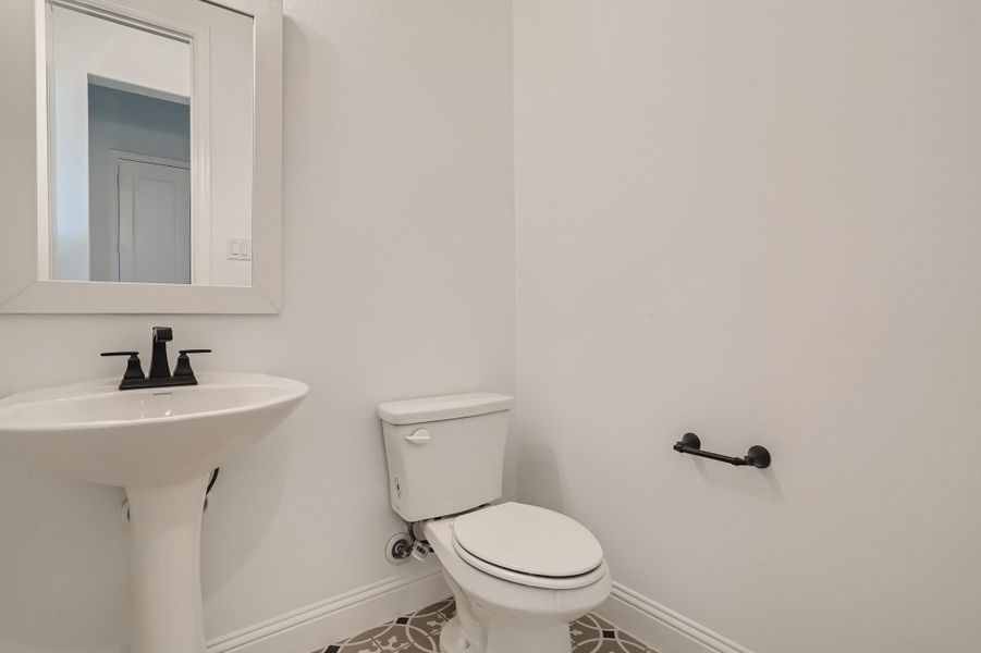 Plan 852 Secondary Bathroom Representative Photo