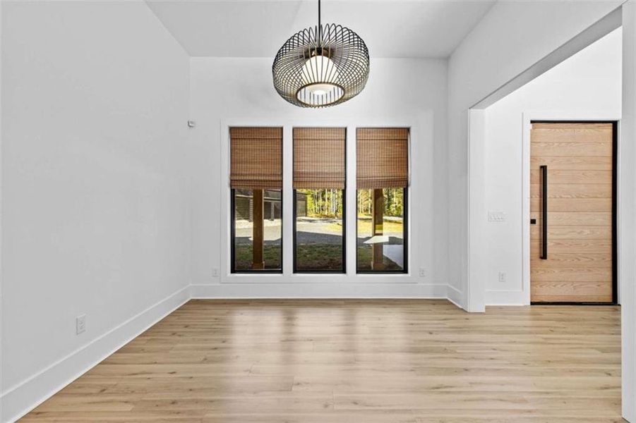 Spacious, unfurnished interior of a new home in , Monroe (Image 37).