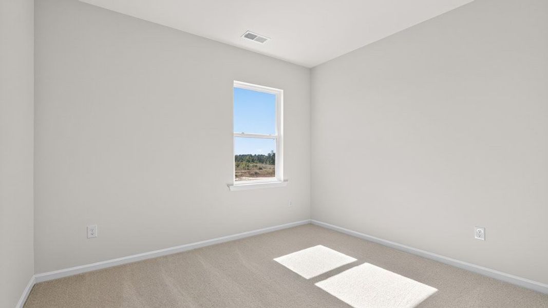 Spacious, unfurnished interior of a new home in Martin Farms, Aberdeen (Image 33).