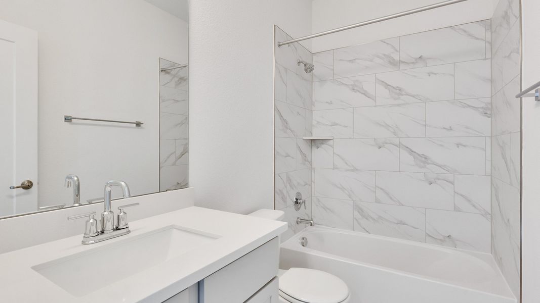 Furnished interior view inside a new home in Spring Creek, Taylor (Image 24).