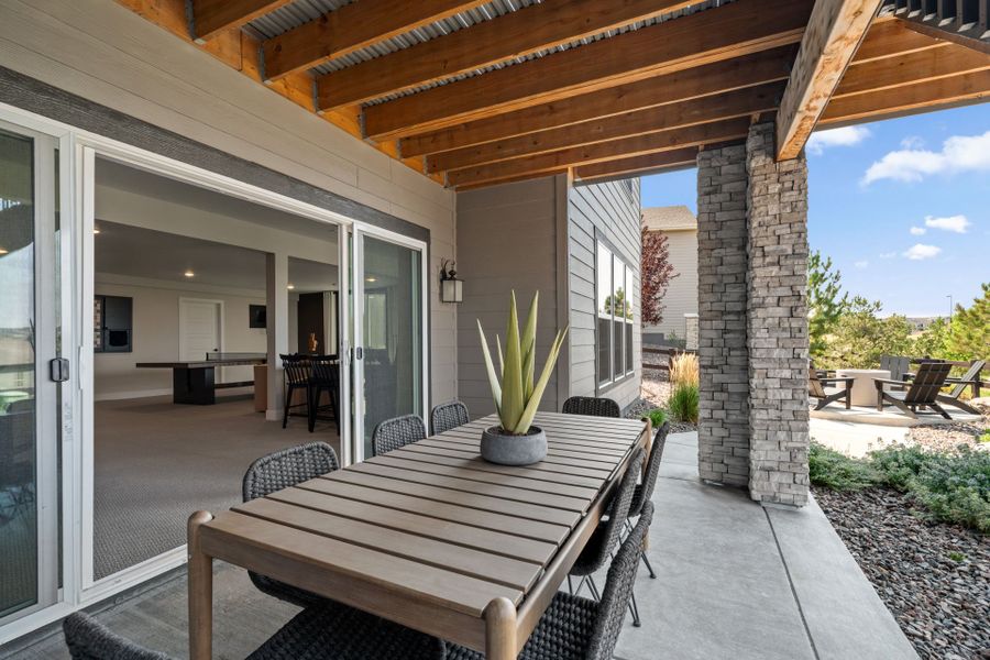 Representative exterior details of a home built from the Ferrara by Pulte Homes in Hilltop at Inspiration, Aurora (Image 4).