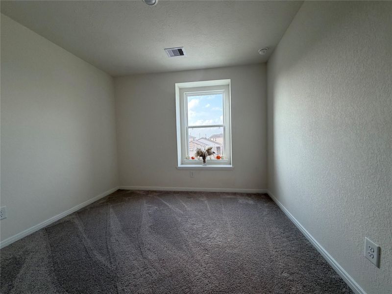 Spacious, unfurnished interior of a new home in , Katy (Image 23).