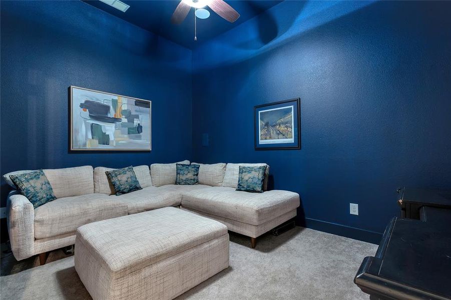 Furnished interior view inside a new home in , Van Alstyne (Image 31).