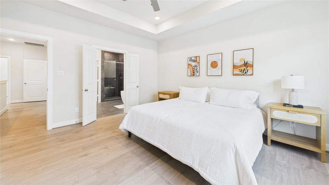 Furnished interior view inside a new home in White Oak Station, Houston (Image 23). Furnished interior view inside a new home in White Oak Station, Houston (Image 23).