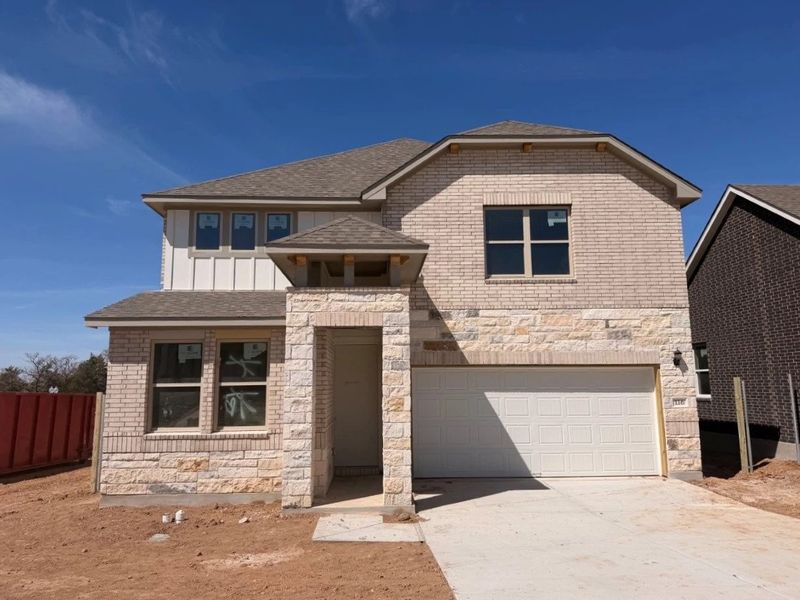 Image 28 of a home in The Colony.