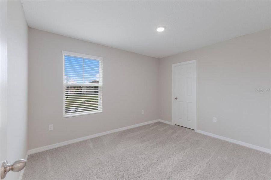 Spacious, unfurnished interior of a new home in , Parrish (Image 19).