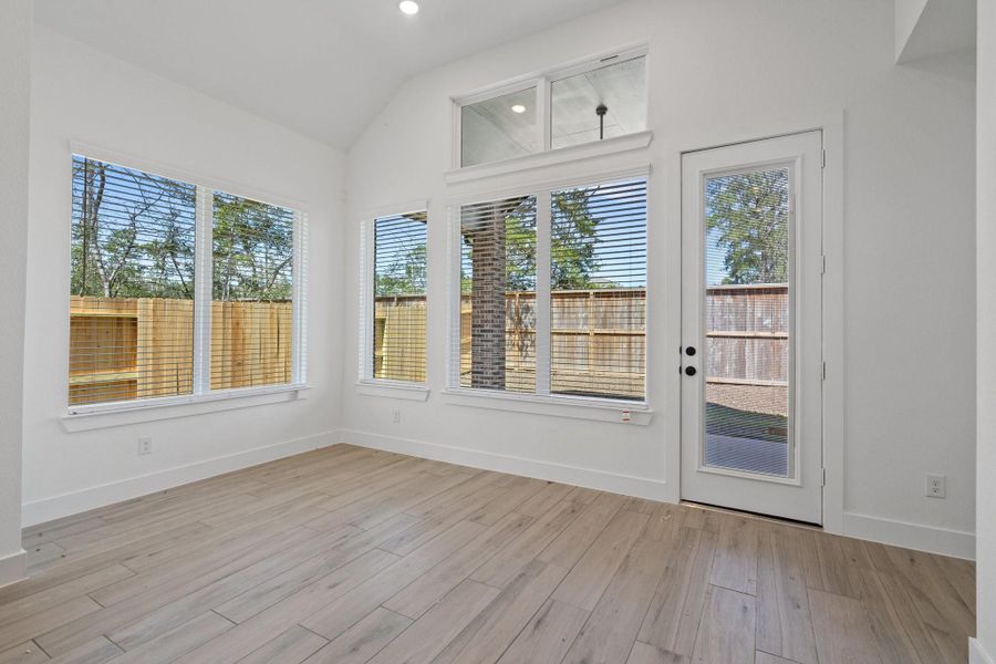 Spacious, unfurnished interior of a new home in Attwater, Waller (Image 29).
