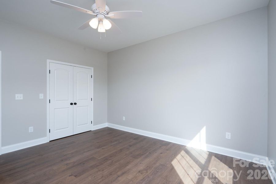 Spacious, unfurnished interior of a new home in , Salisbury (Image 27).