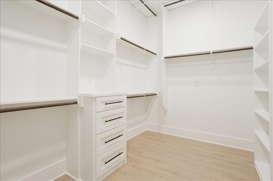 Spacious, unfurnished interior of a new home in , Pottsboro (Image 26).