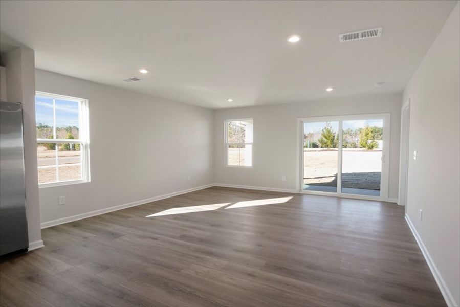 Spacious, unfurnished interior of a new home in Wren Woods 2-Story, Gray Court (Image 19).