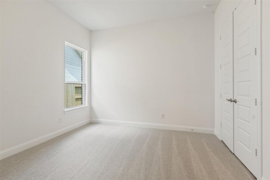 Spacious, unfurnished interior of a new home in Brookewater, Rosenberg (Image 30).