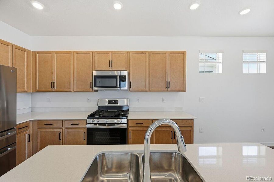 1185 Prospect Aly ~ Ready Now